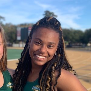 Meet your Posher, Indya